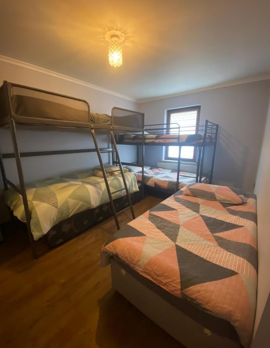 Dublin Airport Big Rooms With Bathroom Outside Room - Kitchen Only 7 Days Reservation Exteriér fotografie
